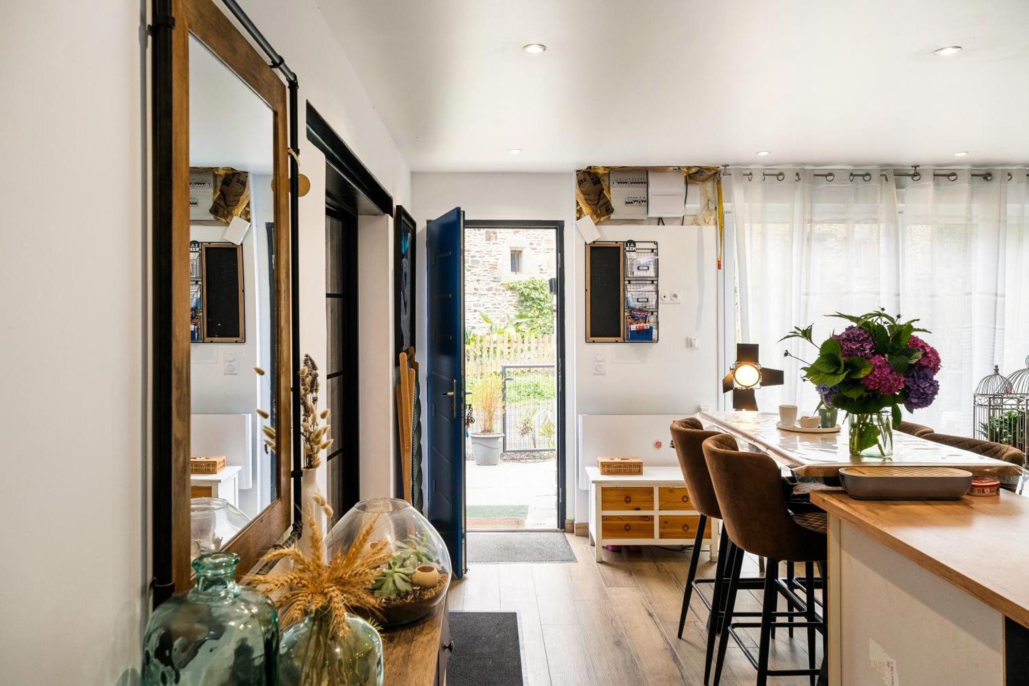 Appartement Du Bonheur Baguer-Pican ภายนอก รูปภาพ